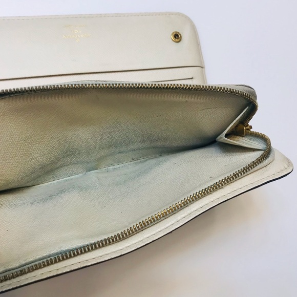 LOUIS VUITTON LV Monogram Insolite Wallet - Picture 15 of 15